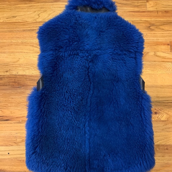 Blue shearling coach vest - Picture 4 of 5